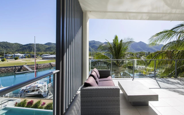 Peppers Blue on Blue