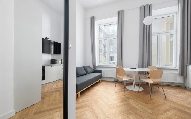 RentPlanet - Apartamenty Rewolucji 1905