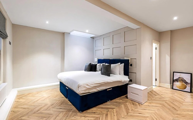 Beautiful Two Bedroom Abode in Notting Hill