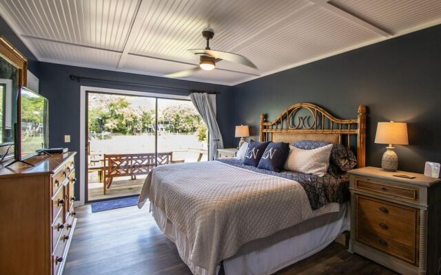 On the Creek, Across From the Ocean and a Short Walk to Beach Club and Marina