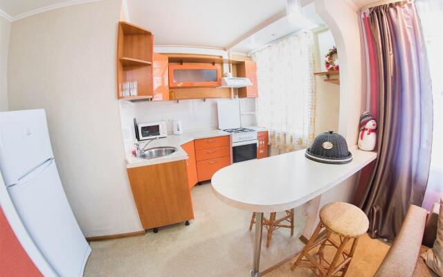 Огни Саратова на улице Вольская 21/27