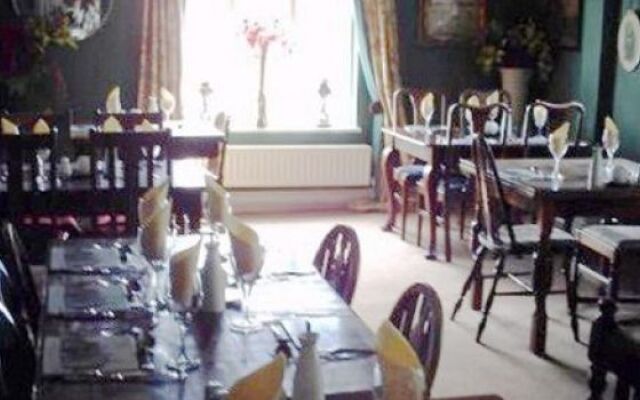 The Crown  Anchor
