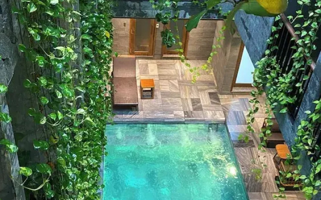 Vernalhome Boutique Danang Hotel