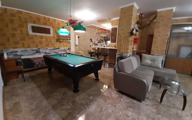 На Целинной