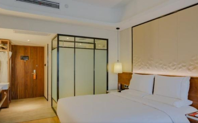 Grand Kingtown Hotel