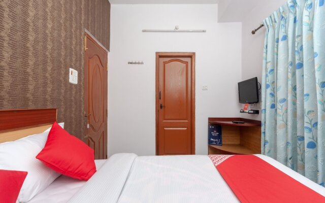 OYO 16645 Hotel Grand Palace