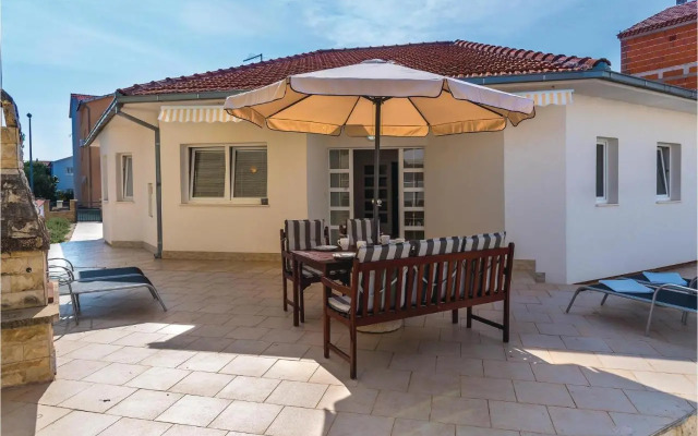 Apartment in Vodice with sea view, terrace, air conditioning, WiFi (4929-3)