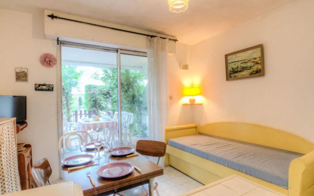 Les Cyprianes - Inh 27521