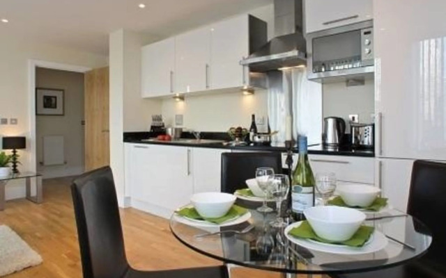Spacious Serviced Apartments Canary Wharf