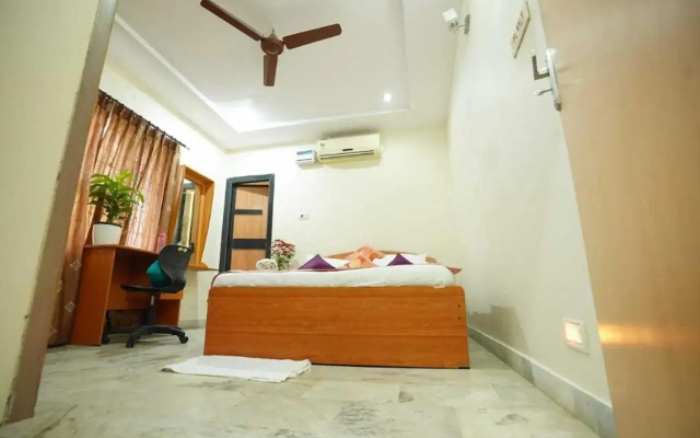 Oyo Flagship 805641 The Central Guest House