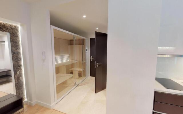 White Pearl Apartment 0.08