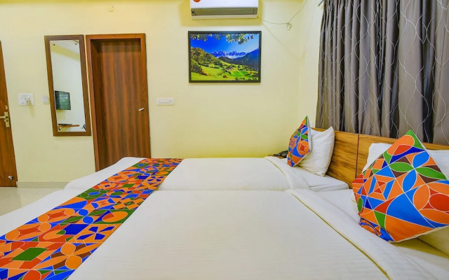Fabhotel Purple Suites Inn
