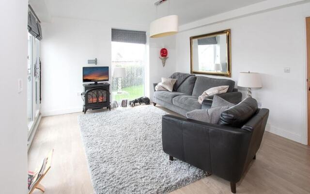 Number Eleven, beautiful 5 star apartment in Deganwy