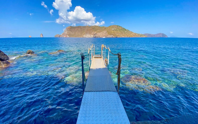 Therasia Resort Sea & Spa - The Leading Hotels of the World