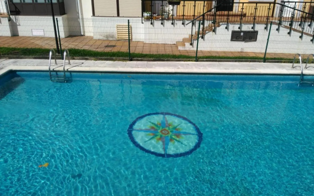 Apartamento Con Piscina