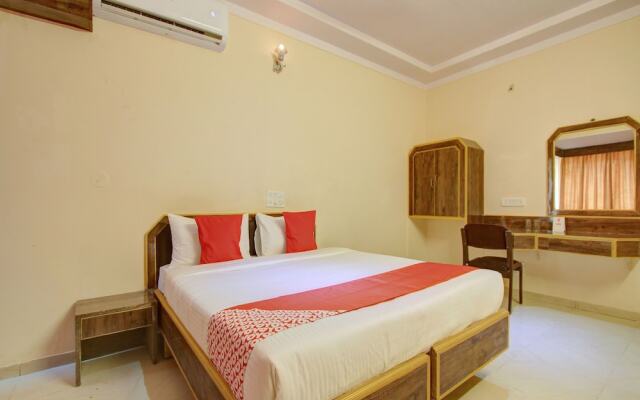 OYO Flagship 16105 Majestic