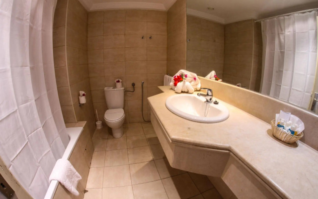 Royal Lido Resort & Spa