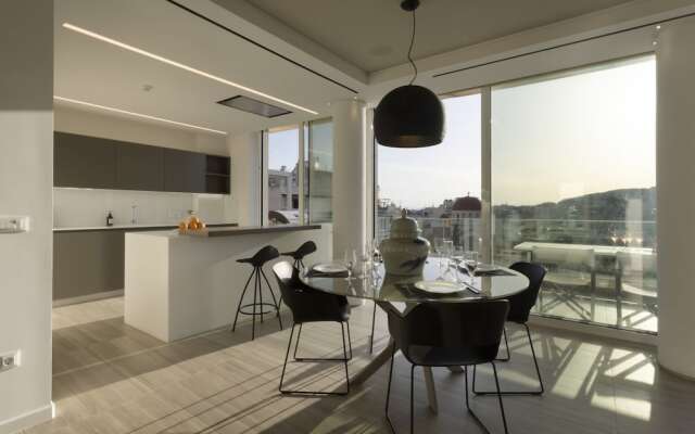 Lux 2 Br Penthouse with Acropolis View