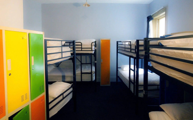 The Backpackers Imperial Hotel - Hostel
