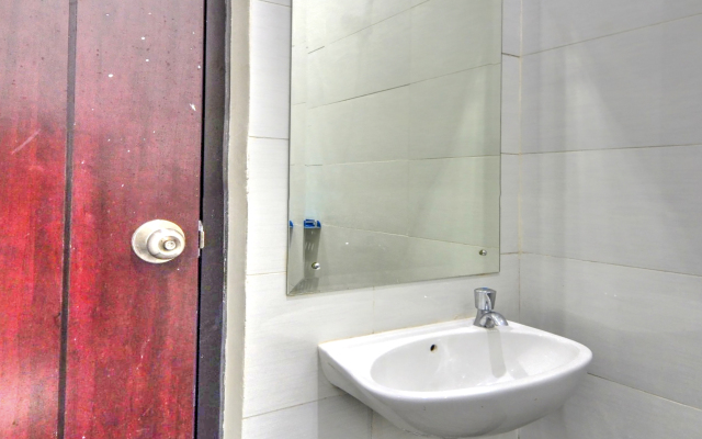 OYO 3346 Rukos Colombus G5