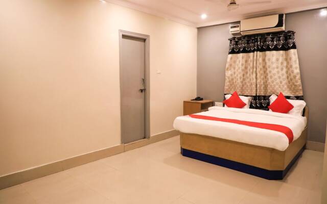 OYO 15752 KBR Residency