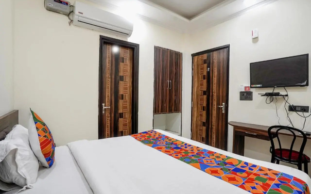 Yoyo Rooms Near Saphire International School Sector 70