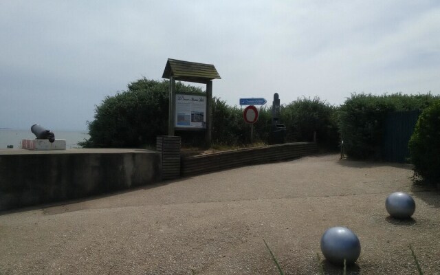 Apartment With one Bedroom in Saint-nazaire, With Wonderful sea View,