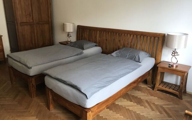 Apartment Deluxe Rybna 25