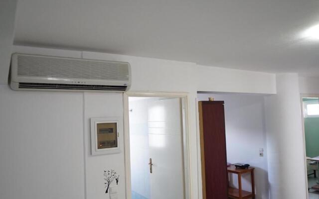 Nikolas Family Apartments