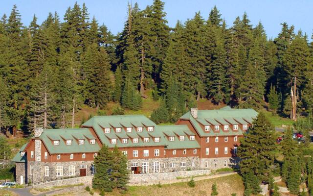 Crater Lake Lodge - Inside the Park