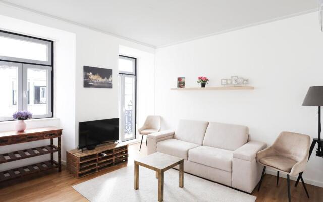 Lisboa Intendente 3Bedroom Apartment with Balcony