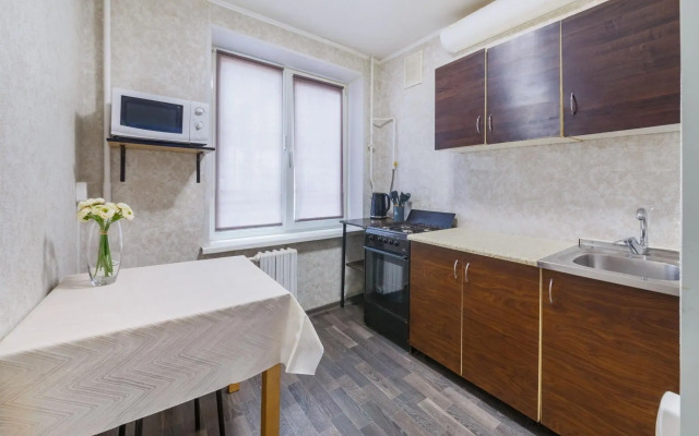 ApartLux on Zhigulevskaya