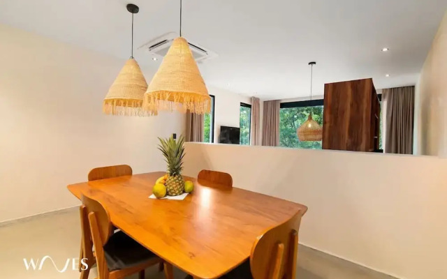 Ocean Breeze Loft Steps Away From Hotel Zone