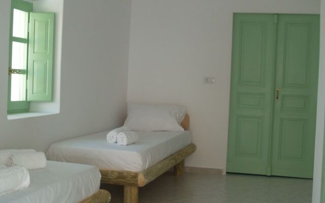 Mythos Traditional Stonehouse