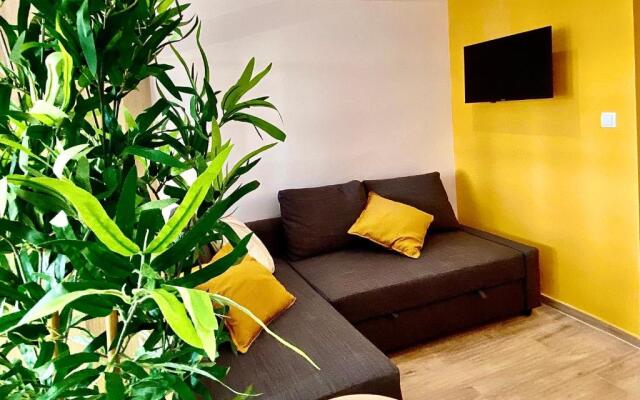 Studio apartment F&J