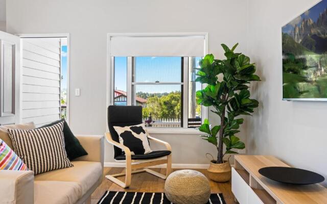 Bluestone Cottages - The Villa