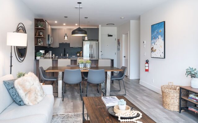 Revylation by Revelstoke Vacations