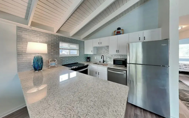 Beach House Lower