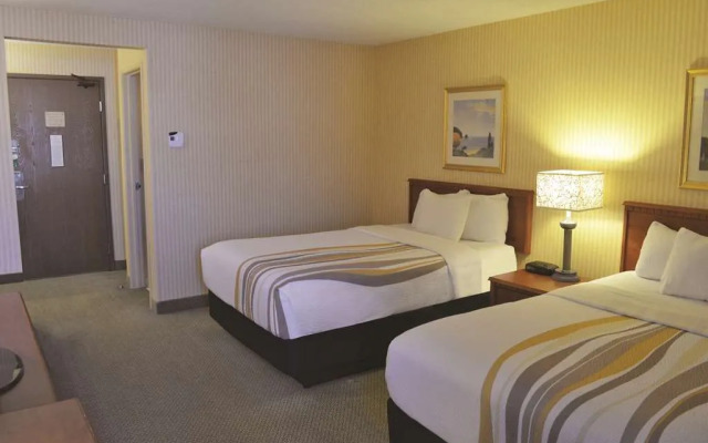 La Quinta Inn Suites By Wyndham Stevens Point