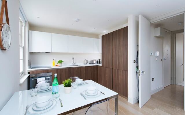 Bright and Modern 1BR flat in West London