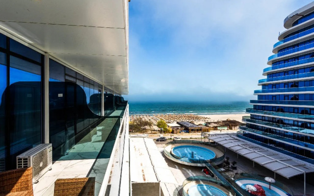 Apartamente WHITE TITANIC cm