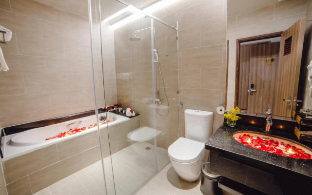 Rum Vang II Hotel