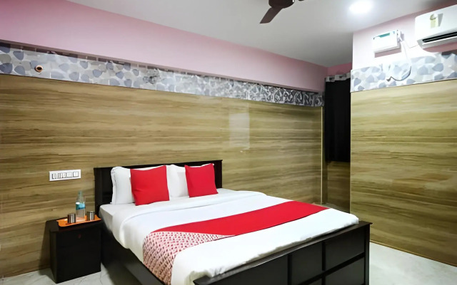 Hotel Adhi Residency - Cleanliness & Friendliness Room VL Vardharaja Temple