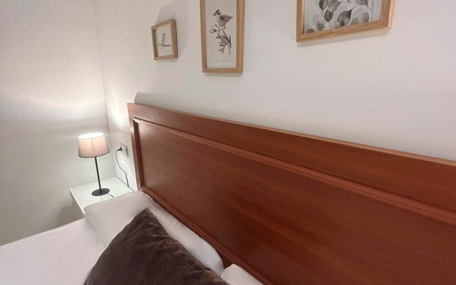 LEON DORMIDO Room & Apartments