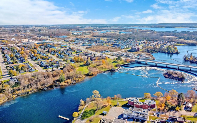 Ramada by Wyndham Arnprior