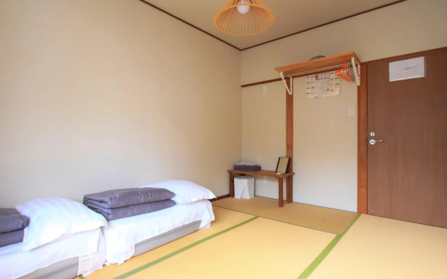 Guesthouse Hakuka - Hostel