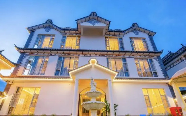 Huapan Lvye · French Romantic | Dreamy Garden-Themed Boutique Homestay (Dali Ancient City Branch) – Exterior – Dali
