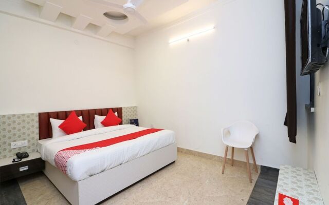 OYO Flagship 15432 Hotel The Nest GMS Rd