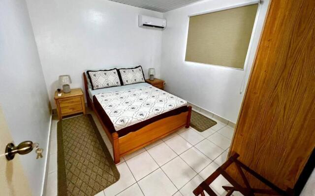 Roncado Cheerful-3 Bedroom Home Aruba