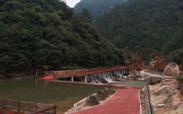 Sanyingshan Yi Inn